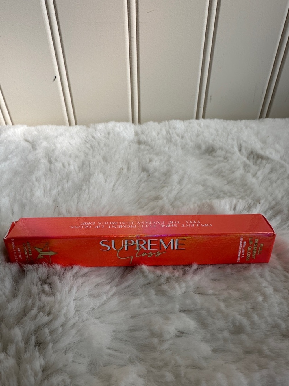 Supreme Gloss Lip Gloss in Entwined